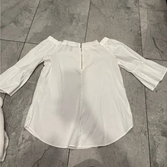 White House Black Market White Off-Shoulder Blouse - Picture 2 of 5